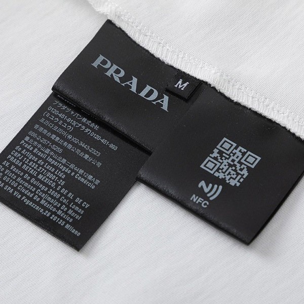 プラダ ロゴ プリントTシャツ スーパーコピー puk64340